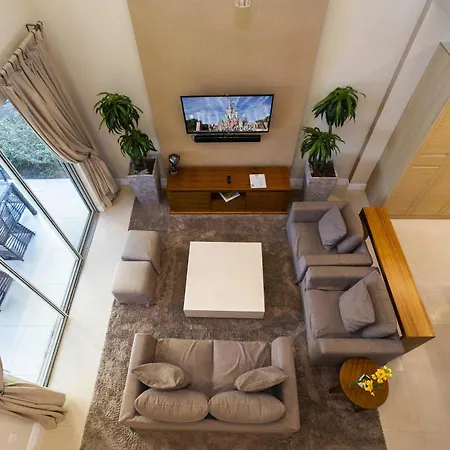 Gorgeous 4 Bd Close To Disney @ Magic Village 3114